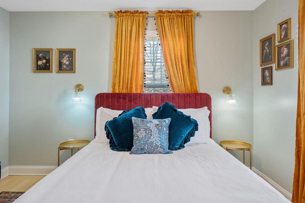 New Victorian Theme, 3Br, Lrg Backyard Close To Pnc Arena, Downtown, And Rdu Airport Raleigh Buitenkant foto