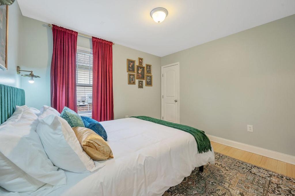 New Victorian Theme, 3Br, Lrg Backyard Close To Pnc Arena, Downtown, And Rdu Airport Raleigh Buitenkant foto