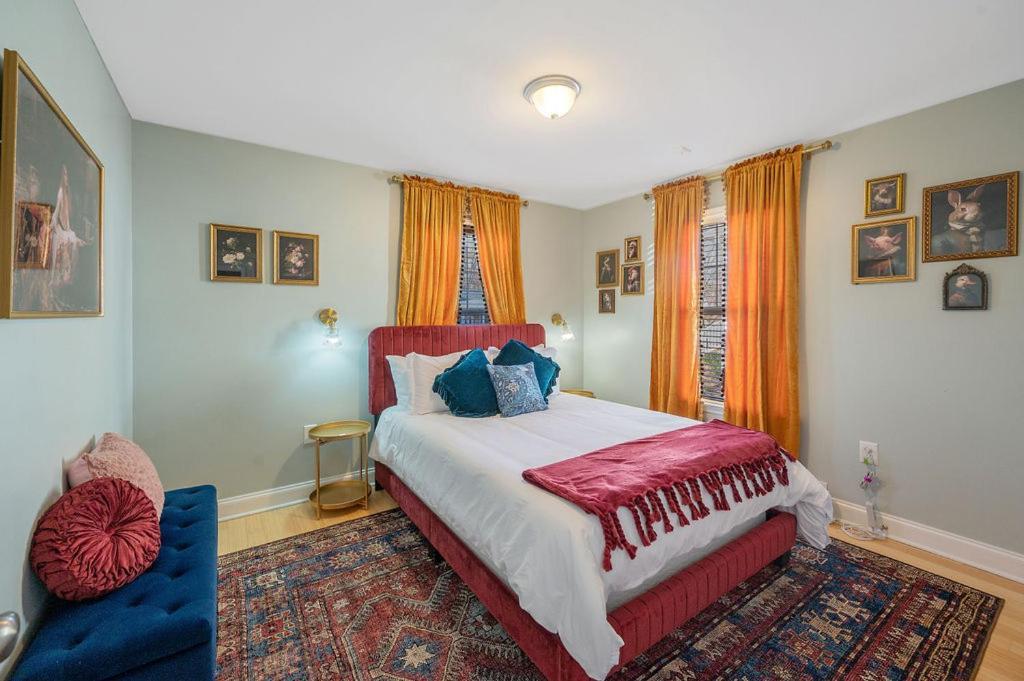 New Victorian Theme, 3Br, Lrg Backyard Close To Pnc Arena, Downtown, And Rdu Airport Raleigh Buitenkant foto
